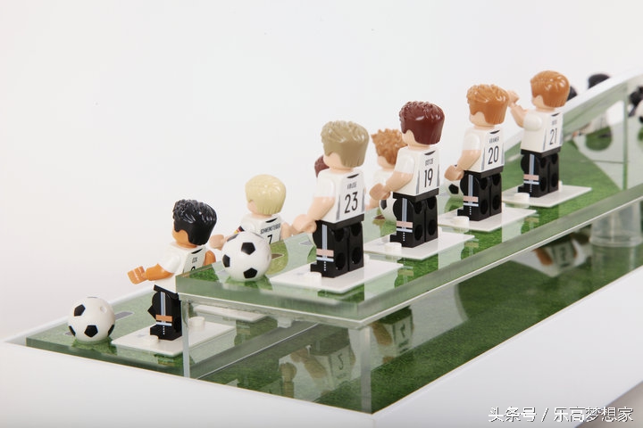 玩出新花样乐高足球,乐高迷你小足球队