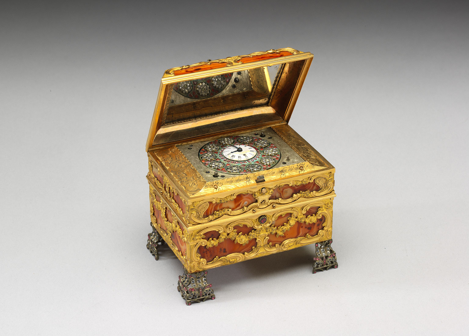 清宫皇帝们精美绝伦的镜子，朕照镜子可不只是看“帅不帅”的！