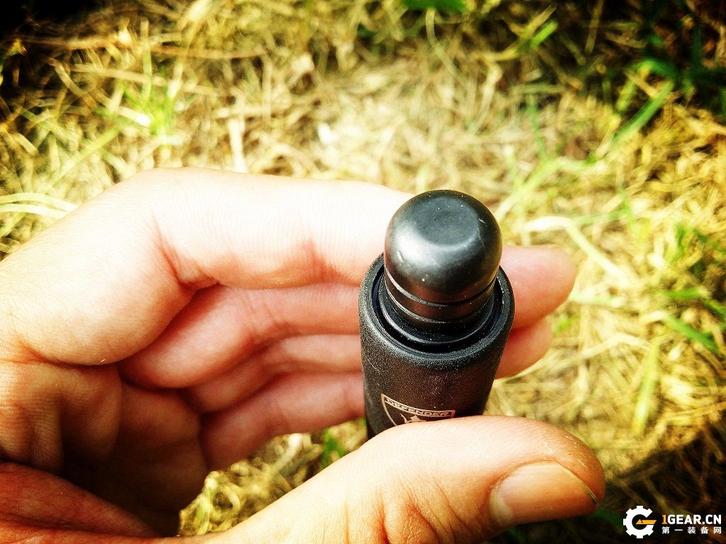 捍卫者机械甩棍,弘安机械棍使用感受