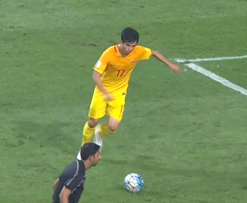 武磊打通任督二脉,武磊和郭艾伦谁身价高