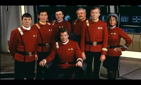 这是合格商业大片的铁律!国产电影为什么不懂!忽悠你呗!