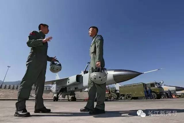 记者手记：天山脚下的中国好男儿