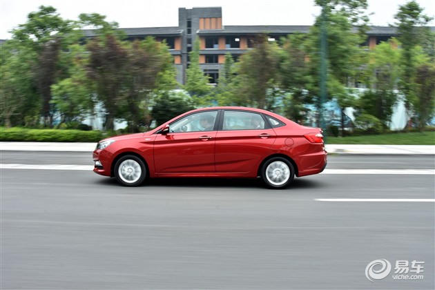 长安悦翔v72016款1.0t评测,长安悦翔v7加装涡轮