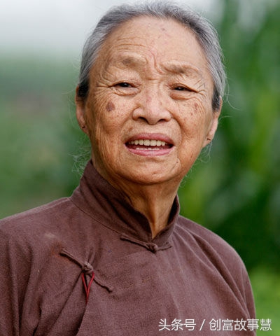 严父出孝子慈母多败儿的下一句,严父出孝子慈母多败儿是正确的吗