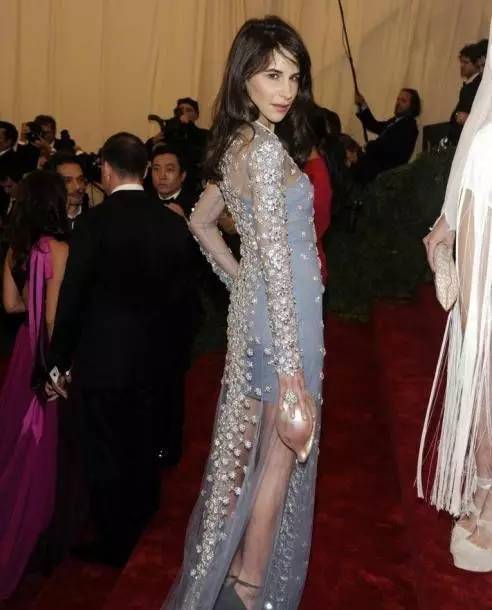 套娃chanel (chanel度假系列呼啦圈包)