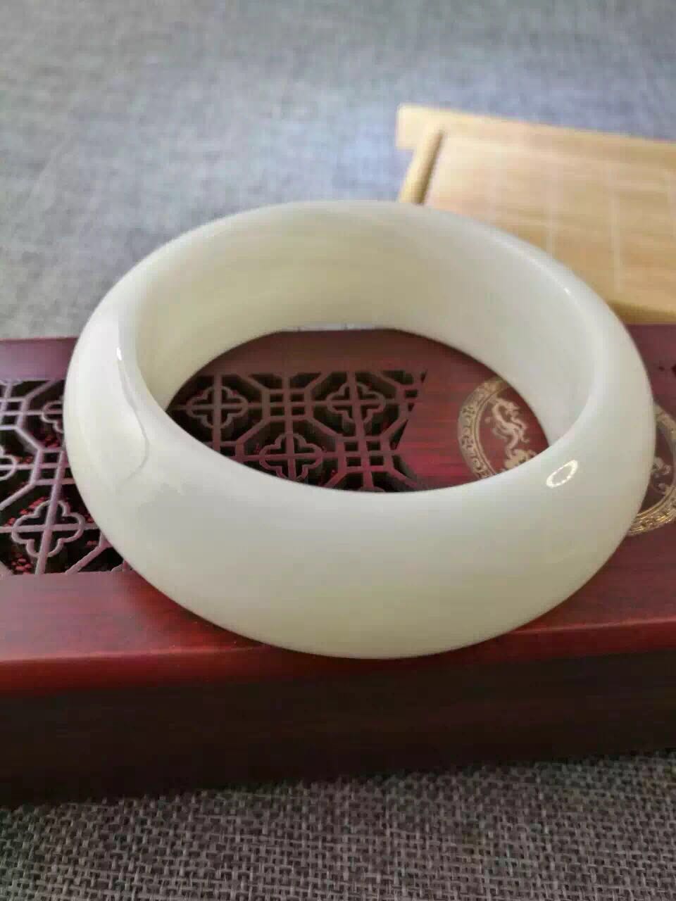 砗磲怎么挑选最好,如何挑选砗磲手镯