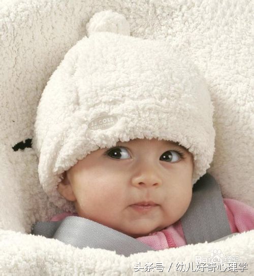 婴儿湿疹瘙痒难受怎么治疗,宝宝长了湿疹还痒用什么护肤品