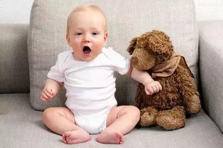 小萌希奥怎么查日期,小萌希奥出生日期