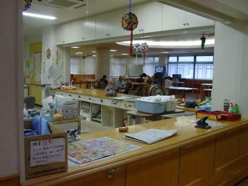 养老设施中，那些贴心又实用的护理站设计