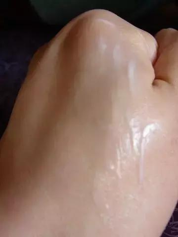 其实美不美不重要只要心灵美就行,人美不美不在于外表内心美才是美