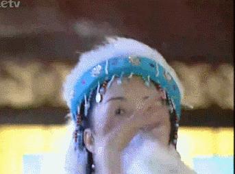 我是秋风君不知舞落枫叶寄相思