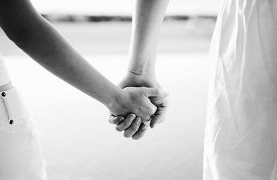 嫁给乙肝小三阳男会面临什么,我是乙肝病毒携带者怎么治疗