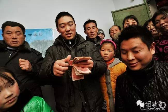 农村办婚礼拱门视频,婚礼在农村办好还是酒店好