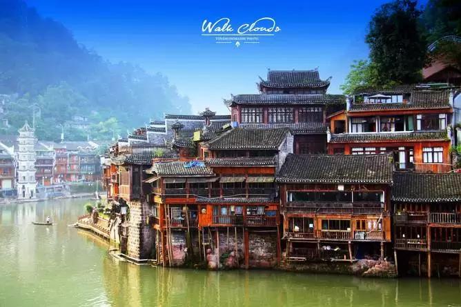 湘西古老而神秘的地方,曾经古老的湖南湘西苗寨