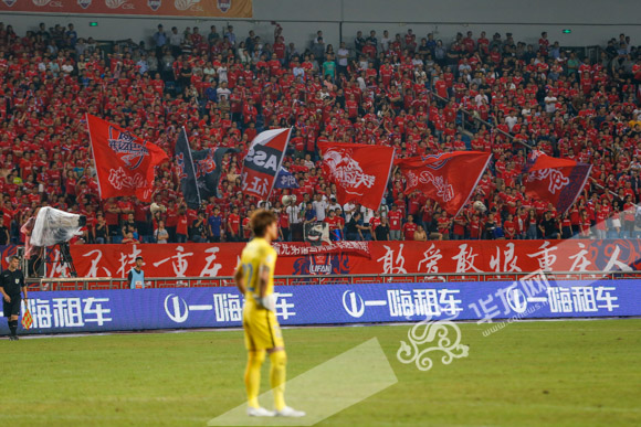 重庆力帆延边富德尼古拉,重庆斯威保级成功视频