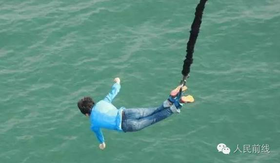 全国名气最大的女军医是谁,中国最年轻的女军医少将