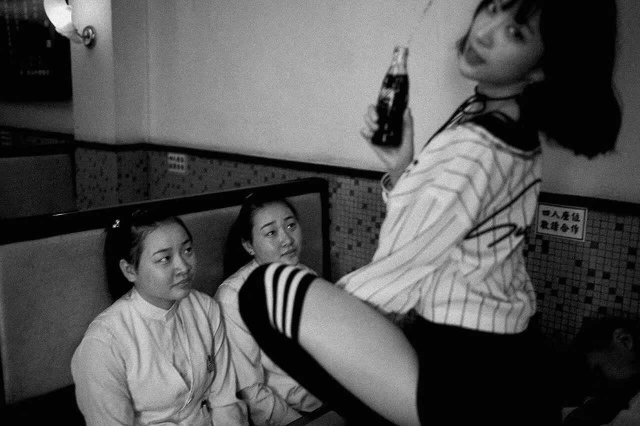 神思远丨少女有一些神性，不近人世肢体完美