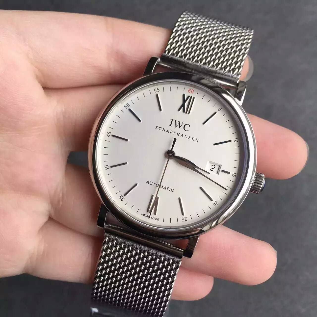 瑞士腕表入门必买,腕表买机械还是买石英