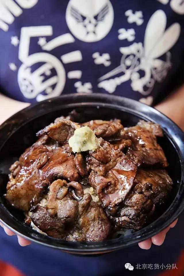 这么“村”的店，居然敢开在三里屯……