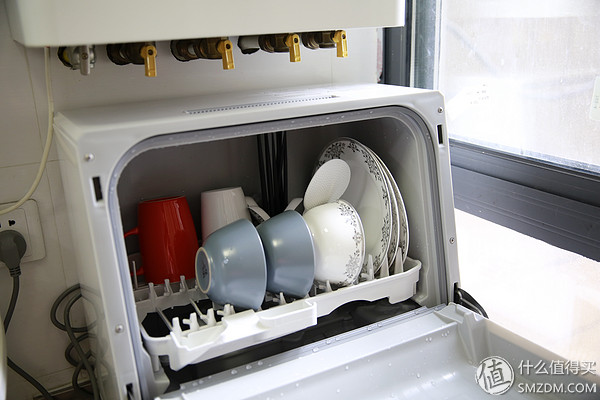 小厨房放集成灶冰箱洗碗机,小厨房如何装洗碗机和冰箱