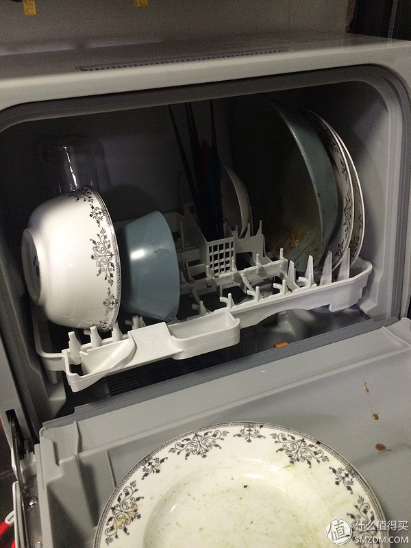 小厨房放集成灶冰箱洗碗机,小厨房如何装洗碗机和冰箱