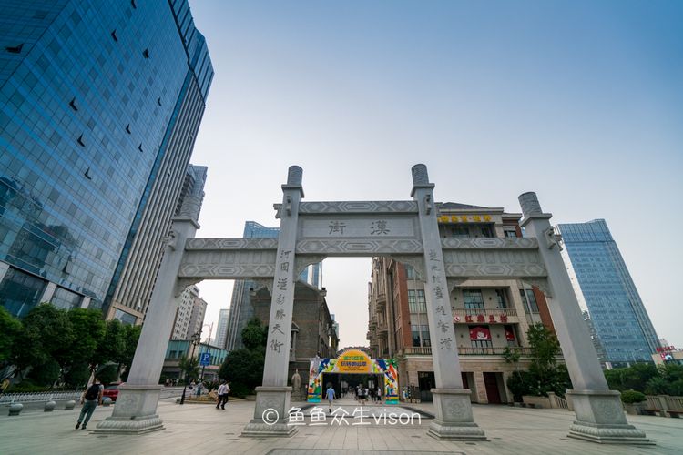 世界上最长的商业街在哪里,世界上最长步行街是哪个国家