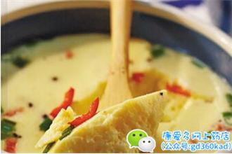 你只当鱼腥草是个凉拌菜!它还有4种治病功效