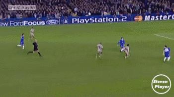 足球技巧踢高球,足球技巧视频教学过人