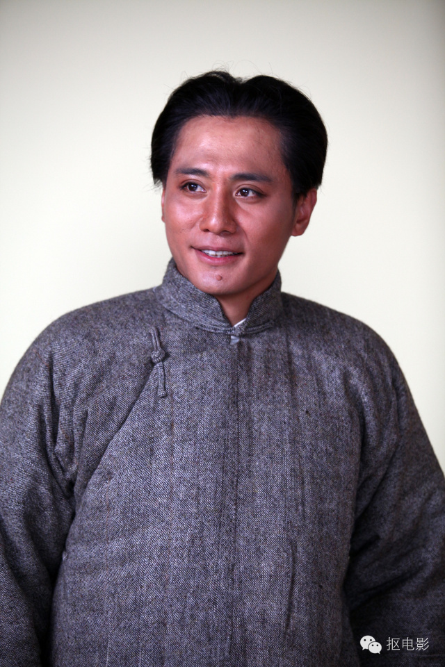 色赏|搞基、演伟人、抢沙发，可以，这很刘火华