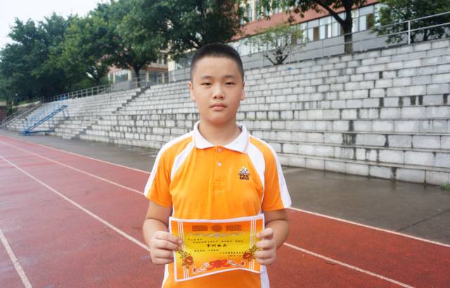 番禺丨多年后,你还记得那年初秋,南村中学操场上的“站军”