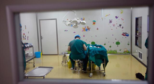 为什么大家都喜欢大眼睛双眼皮,为什么大家喜欢做双眼皮手术