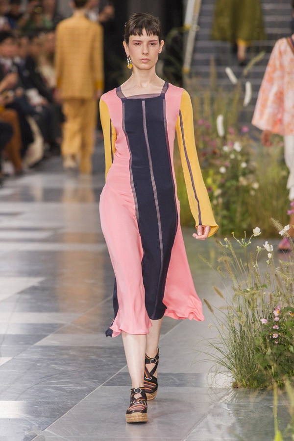 失误时装秀,伦敦时装周失误集锦