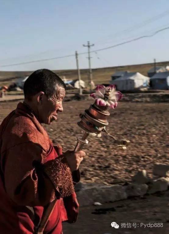 死亡成交量的意思,放量下跌底背离