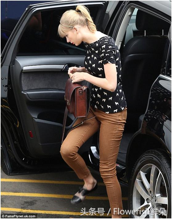 TaylorSwift霉霉的T恤很酷哦，赶快学着搭吧