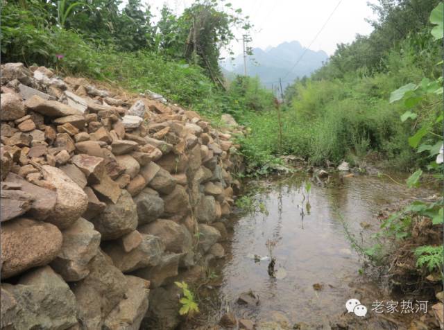 鞍匠黑沟门，美的不成样子