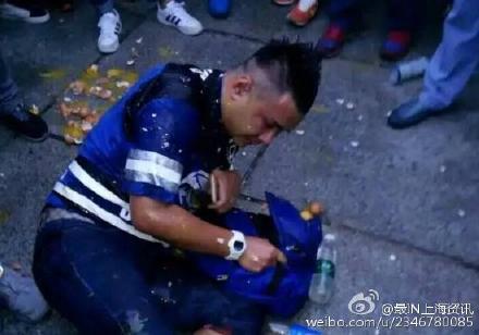 上海申花球迷对战苏宁,申花球迷被打申花怎么看