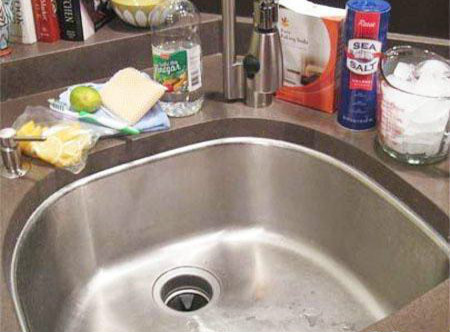 不锈钢水槽清洁妙招,清洗不锈钢水槽有妙招