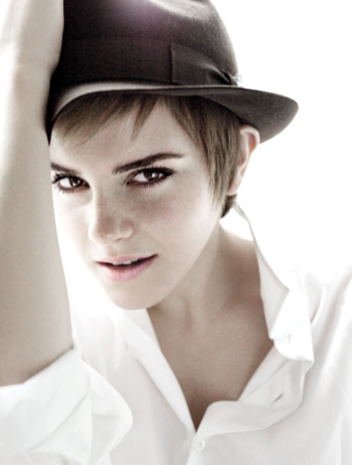 露额头很显五官吗,露额头很考验女生颜值吗