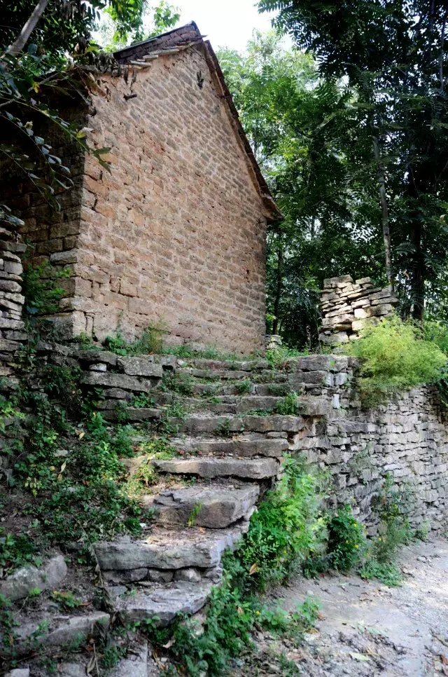 淄川区太河镇池板村近况,不可错过的绝美古村落石潭村