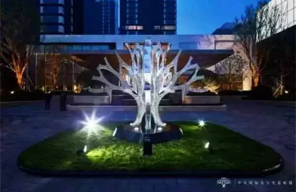 重划西北富人的居住格局，也就它敢这样说