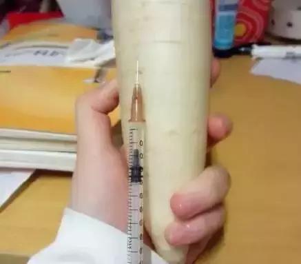 为什么护士喜欢用粉色笔,为什么护士都喜欢医生