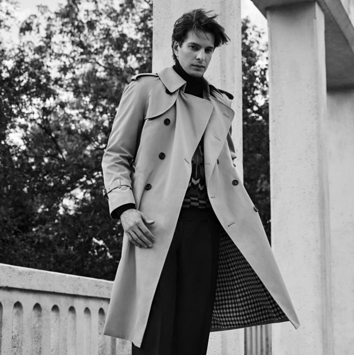 burberry风衣女士穿搭 (burberry风衣带斗篷)