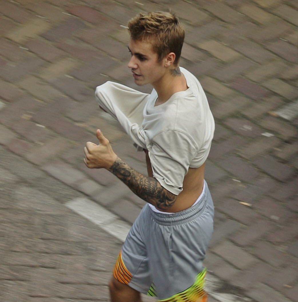 小贾斯汀登舞台,小贾斯汀年轻