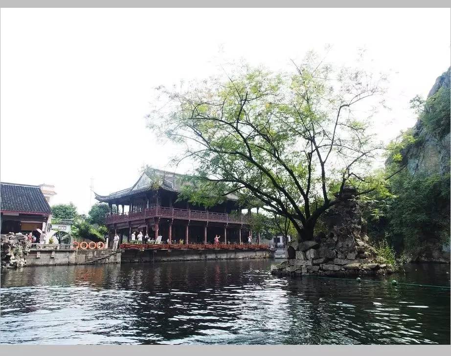 绍兴东湖怪石嶙峋,绍兴东湖奇观盆景