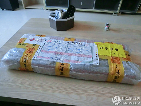 国产轴请继续努力!曜越TteSPORTS波塞冬ZRGB背光机械键盘评测