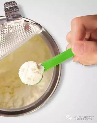 网购奶粉发现活虫,天猫买的奶粉里有虫子