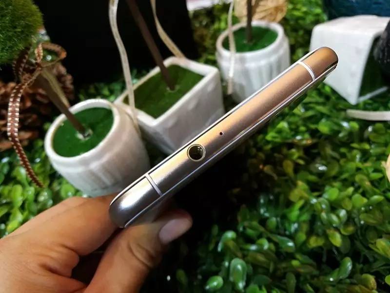 华硕zen系列,华硕zenbook8代