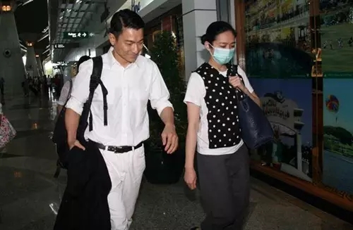 国庆每日晨读,晨读英语美文新年快乐