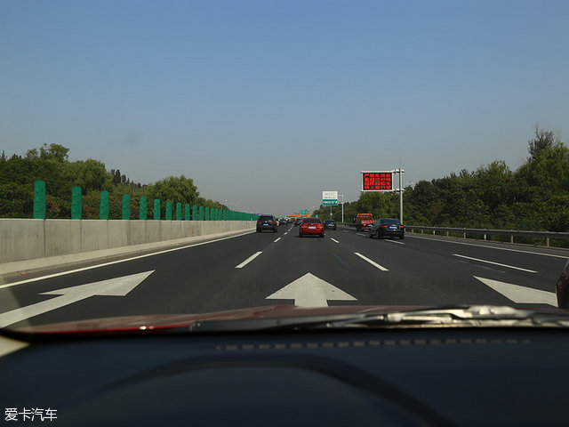 长安悦翔v7的油耗,长安悦翔v72016款1.0t