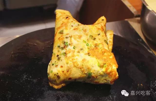 福利网红鸡蛋饼来江南摩尔啦!土豪版简约款自助随心配,你还坐得住?NO.405